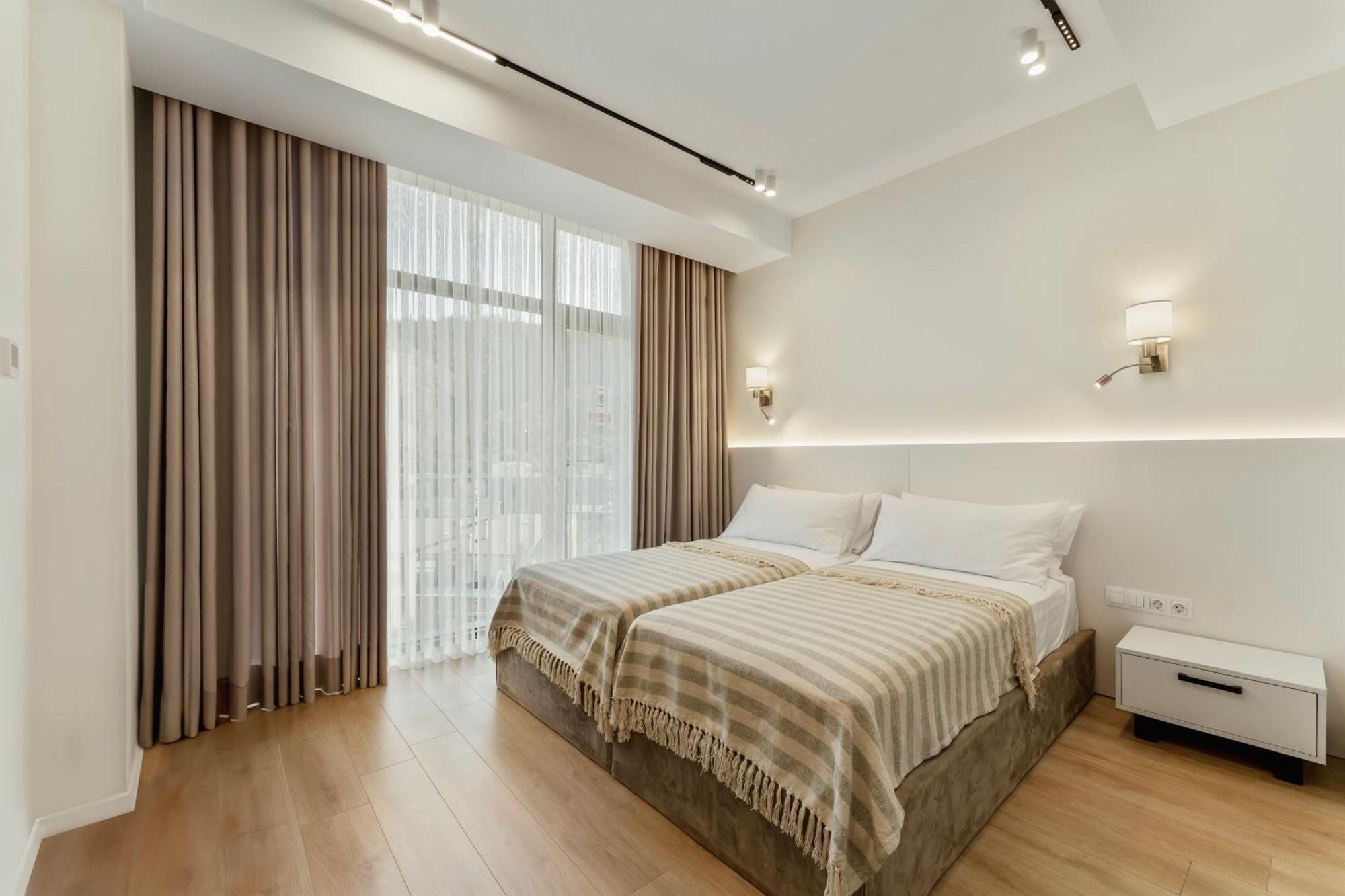 Solridge Aparthotel Tbilisi Ngoại thất bức ảnh