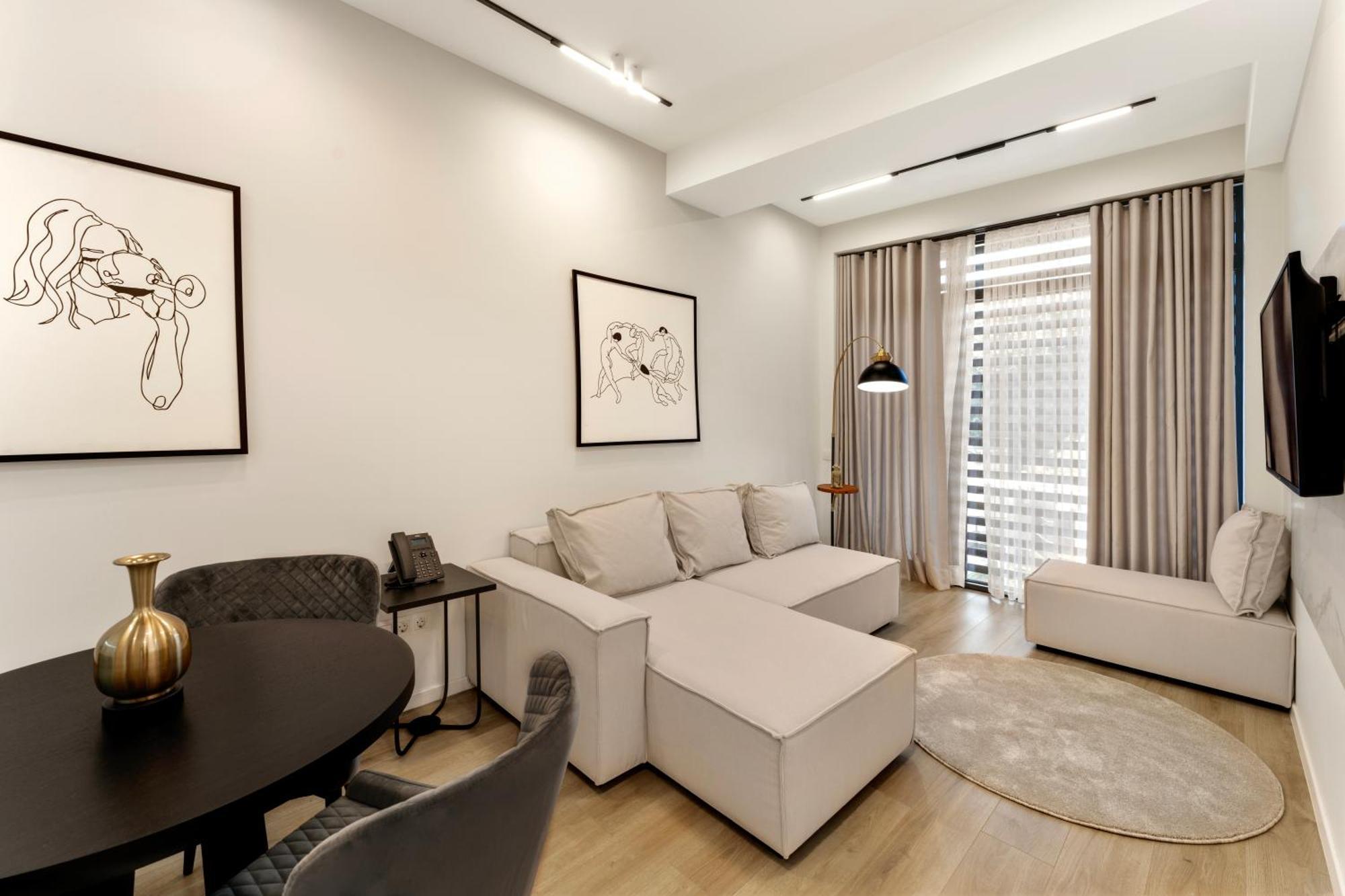 Solridge Aparthotel Tbilisi Ngoại thất bức ảnh
