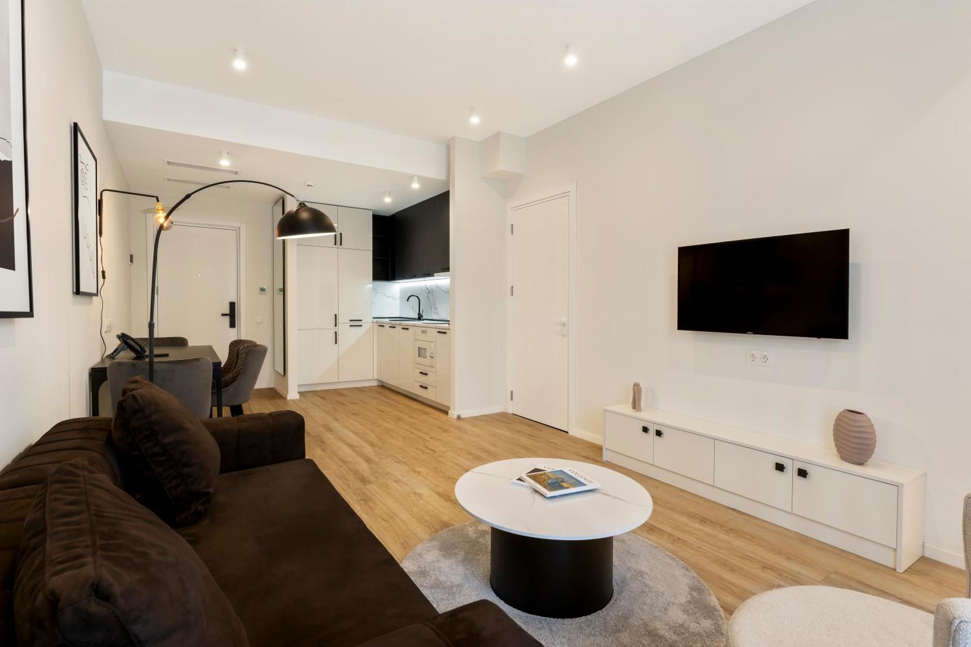 Solridge Aparthotel Tbilisi Ngoại thất bức ảnh
